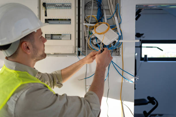 Best Affordable Emergency Electrician  in Mccordsville, IN